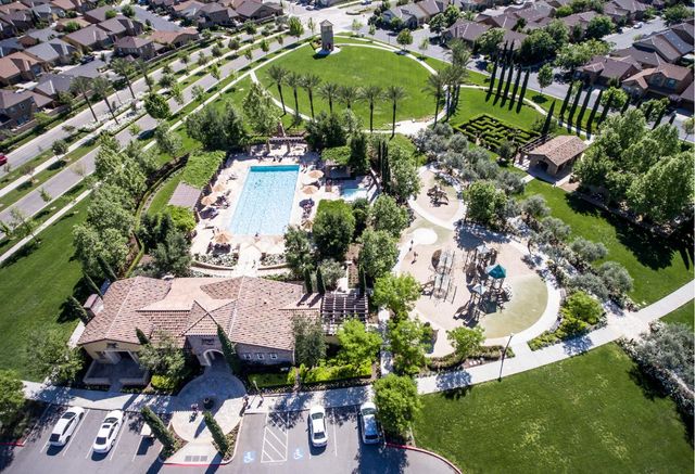 4158 Trenton Avenue, Clovis, CA 93619
