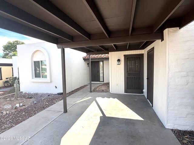 1358 S Desert Meadows Circle, Green Valley, AZ 85614