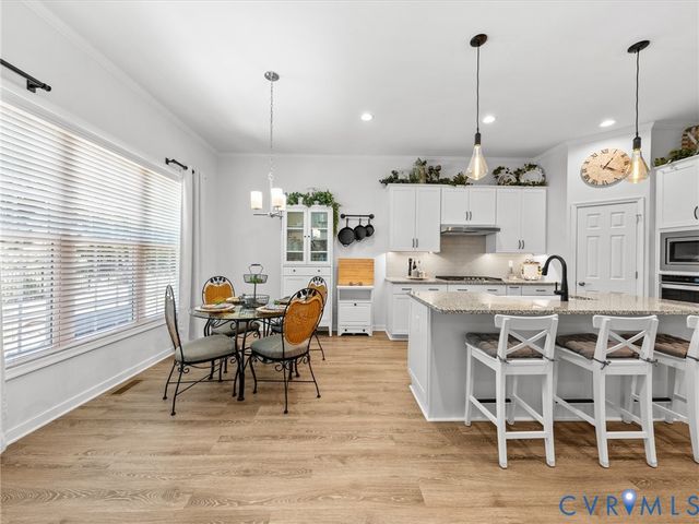 9606 Simonsville Rd, Midlothian, VA 23112