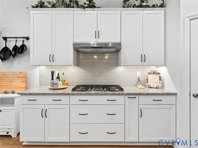 9606 Simonsville Rd, Midlothian, VA 23112