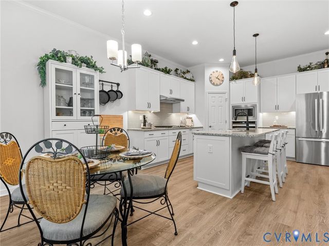 9606 Simonsville Rd, Midlothian, VA 23112