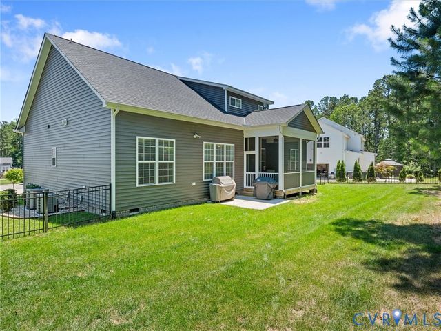 9606 Simonsville Rd, Midlothian, VA 23112