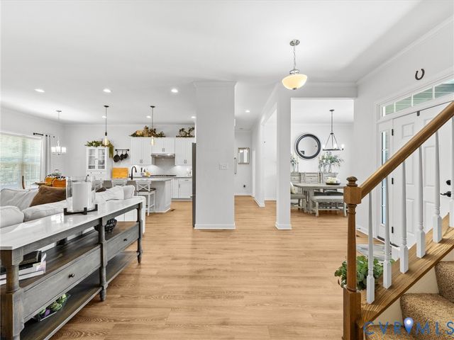 9606 Simonsville Rd, Midlothian, VA 23112