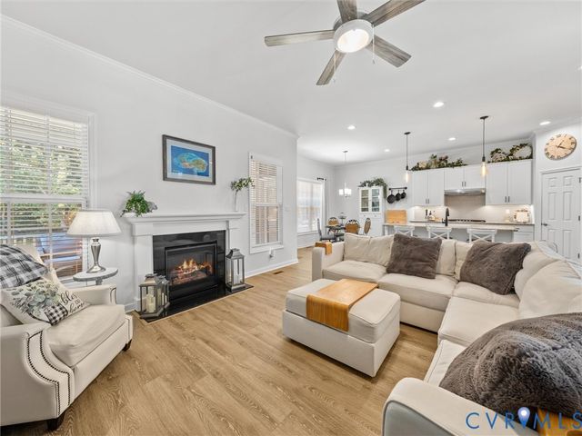 9606 Simonsville Rd, Midlothian, VA 23112