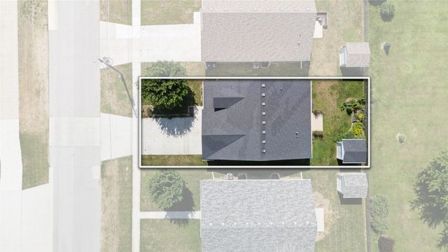 206 E Broadway Street, Polk City, IA 50226