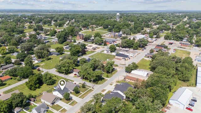 206 E Broadway Street, Polk City, IA 50226