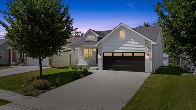 206 E Broadway Street, Polk City, IA 50226