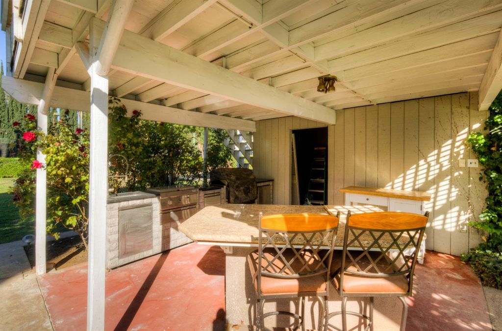 Image 38 of property listing at 4895 N Thorne Avenue, Fresno, CA 93704