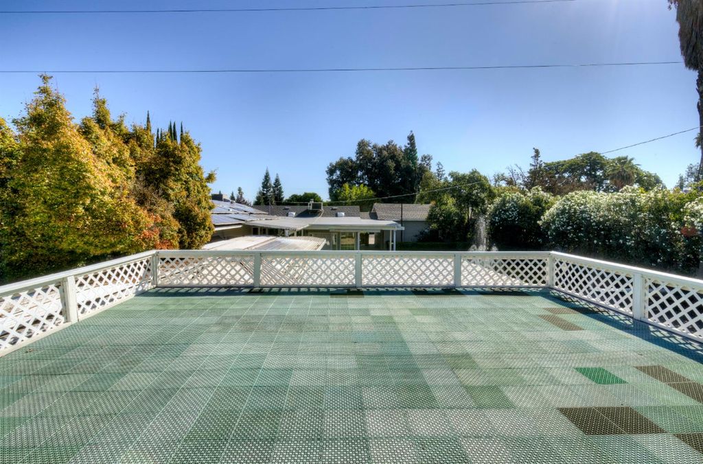Image 43 of property listing at 4895 N Thorne Avenue, Fresno, CA 93704