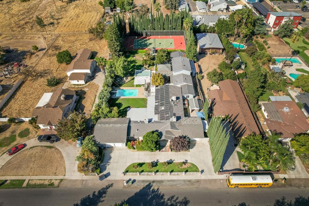 Image 46 of property listing at 4895 N Thorne Avenue, Fresno, CA 93704