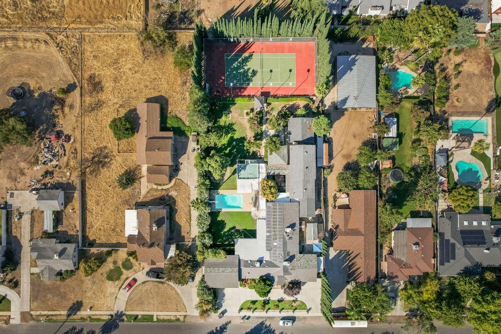 Image 51 of property listing at 4895 N Thorne Avenue, Fresno, CA 93704