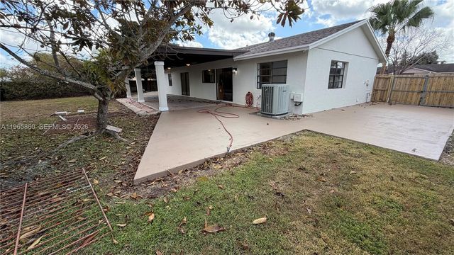 6622 SW 148th Pl, Miami, FL 33193