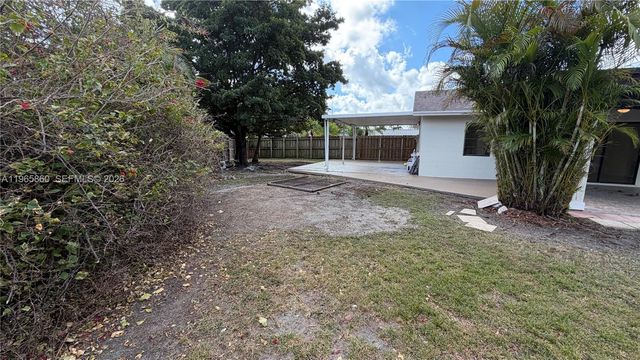 6622 SW 148th Pl, Miami, FL 33193