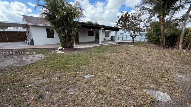 6622 SW 148th Pl, Miami, FL 33193