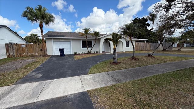 6622 SW 148th Pl, Miami, FL 33193