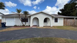 6622 SW 148th Pl, Miami, FL 33193
