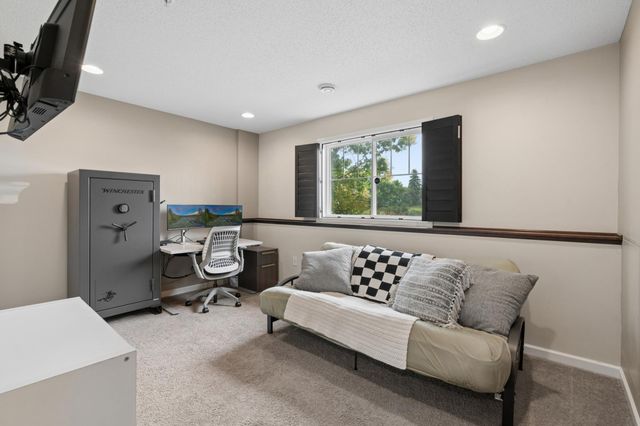 8967 SW Village Loop, Chanhassen, MN 55317