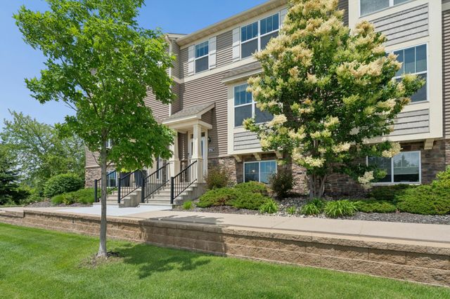8967 SW Village Loop, Chanhassen, MN 55317