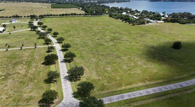 204 Unbridled Way, Lake Placid, FL 33852