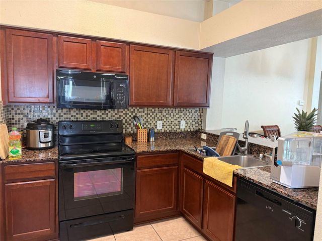 18250 SNOWDONIA DRIVE, Land O Lakes, FL 34638