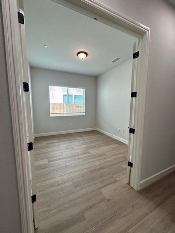 Image 12 of property listing at 1644 Heirloom Avenue, Clovis, CA 93619