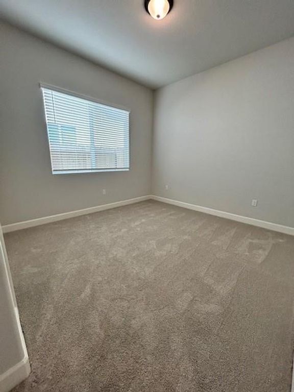 Image 13 of property listing at 1644 Heirloom Avenue, Clovis, CA 93619