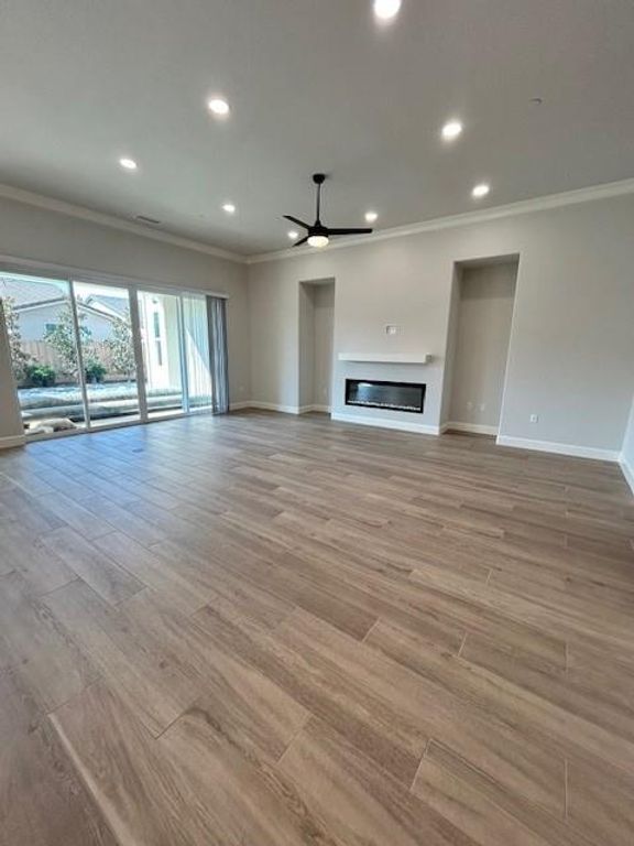 Image 8 of property listing at 1644 Heirloom Avenue, Clovis, CA 93619