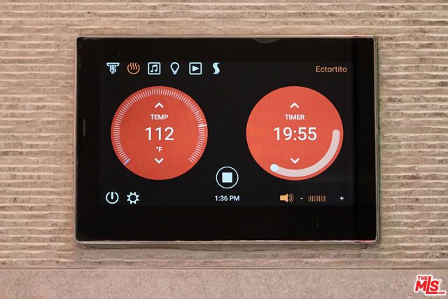 221 S Gale Drive 403, Beverly Hills, CA 90211