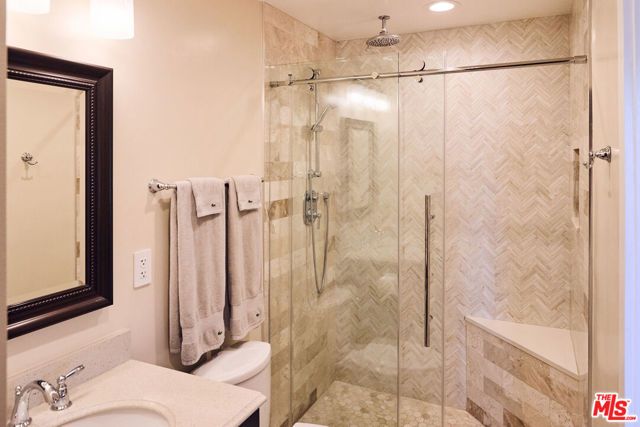 221 S Gale Drive 403, Beverly Hills, CA 90211