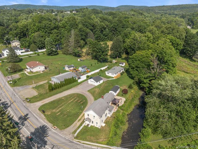 39 Main Street, Poughquag, NY 12570