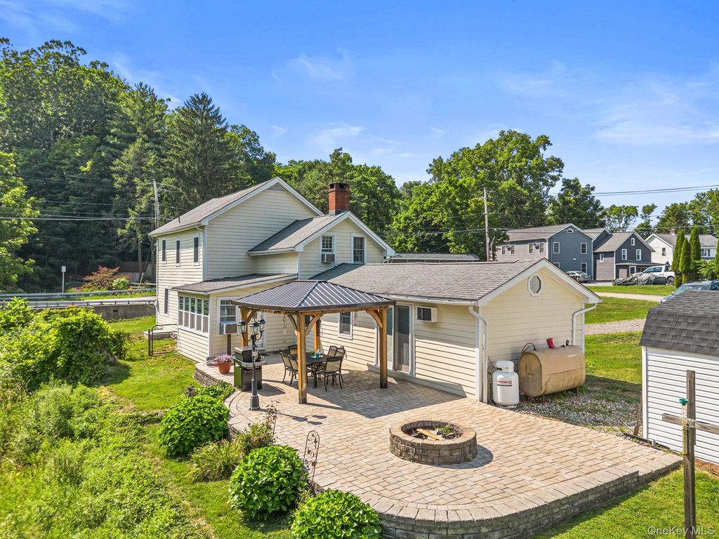 39 Main Street, Poughquag, NY 12570