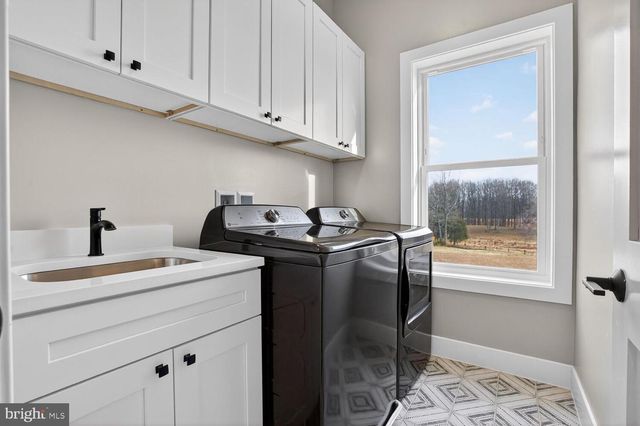 29 ROCK ISLAND RIDGE, LAKE ANNA, Mineral, VA 23117