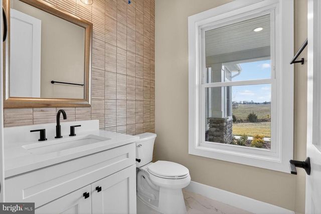 29 ROCK ISLAND RIDGE, LAKE ANNA, Mineral, VA 23117