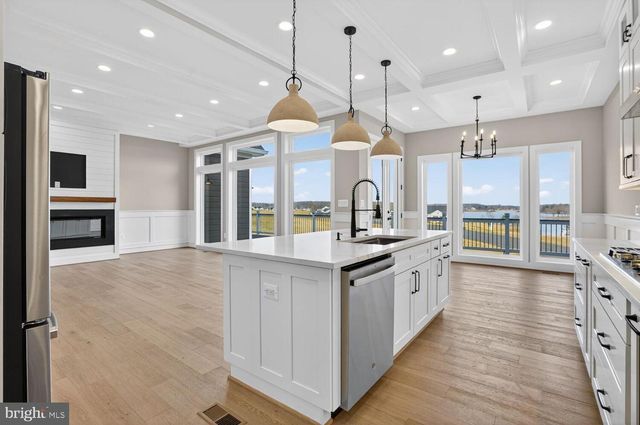 29 ROCK ISLAND RIDGE, LAKE ANNA, Mineral, VA 23117