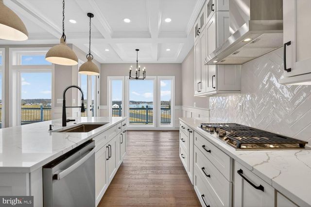 29 ROCK ISLAND RIDGE, LAKE ANNA, Mineral, VA 23117