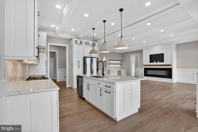 29 ROCK ISLAND RIDGE, LAKE ANNA, Mineral, VA 23117