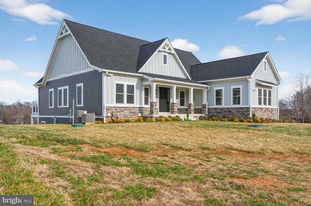 29 ROCK ISLAND RIDGE, LAKE ANNA, Mineral, VA 23117