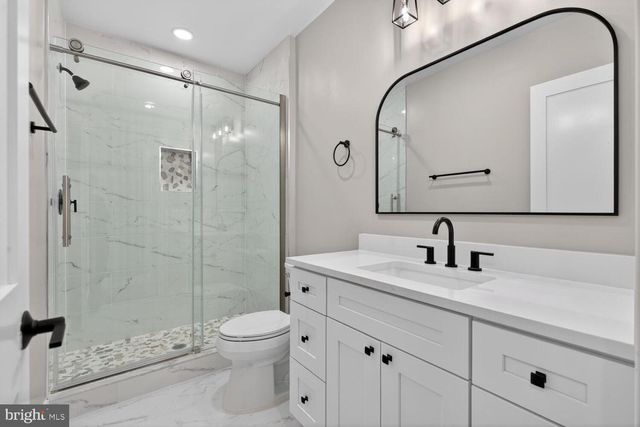 29 ROCK ISLAND RIDGE, LAKE ANNA, Mineral, VA 23117