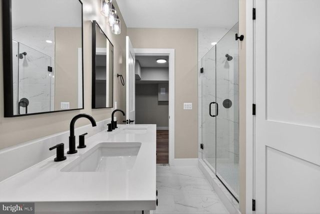 29 ROCK ISLAND RIDGE, LAKE ANNA, Mineral, VA 23117