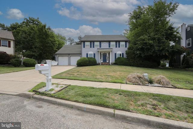 2 JAY CT, Marlton, NJ 08053