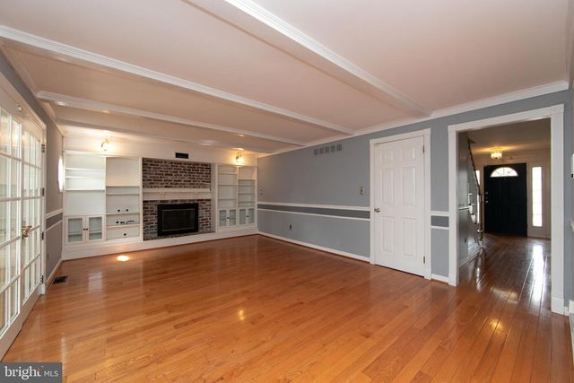 2 JAY CT, Marlton, NJ 08053