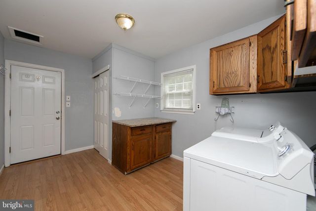 2 JAY CT, Marlton, NJ 08053