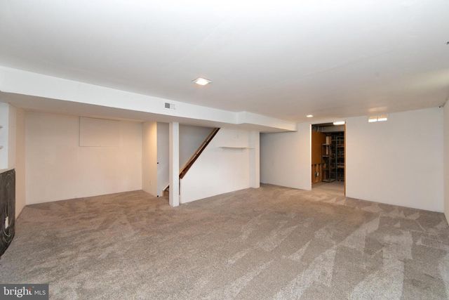 2 JAY CT, Marlton, NJ 08053
