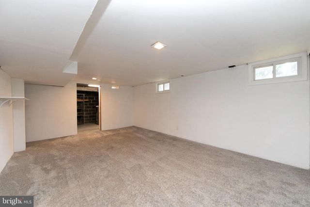 2 JAY CT, Marlton, NJ 08053