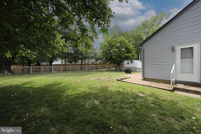2 JAY CT, Marlton, NJ 08053