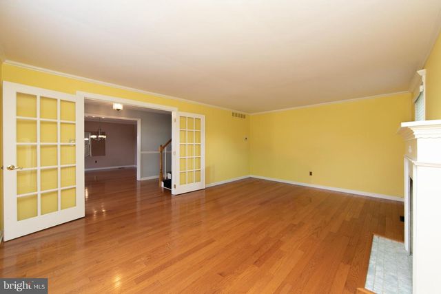 2 JAY CT, Marlton, NJ 08053