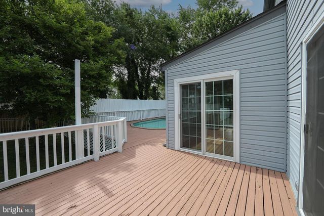 2 JAY CT, Marlton, NJ 08053