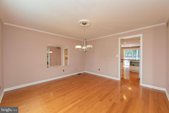 2 JAY CT, Marlton, NJ 08053