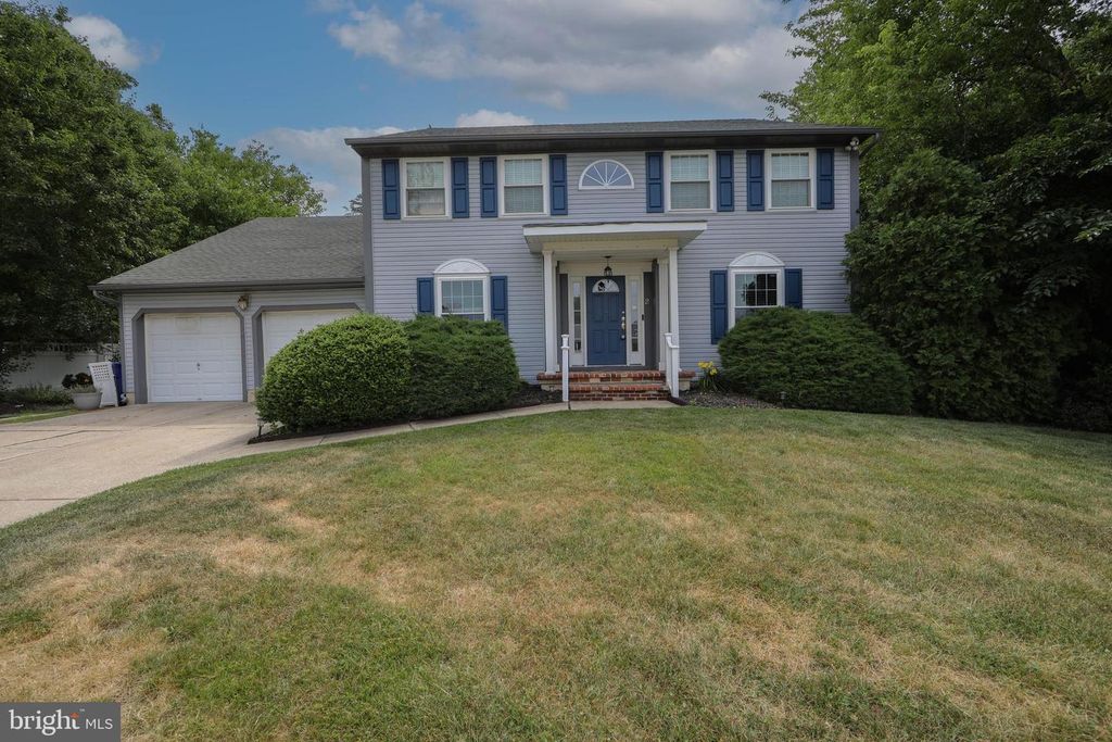 2 JAY CT, Marlton, NJ 08053