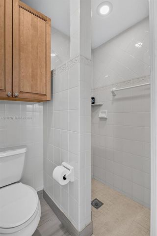 5366 NW 85th Ave, Coral Springs, FL 33067
